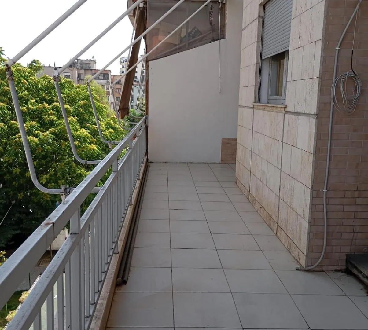 Royal 3 Hostel Tirana